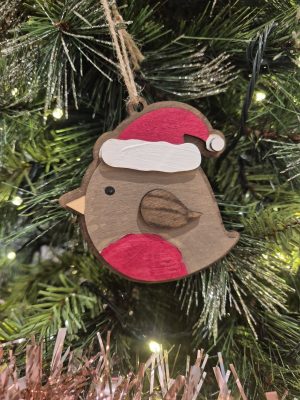 592104070_1626356582093128_1931787304089147458_n Wooden Christmas Robin Decoration